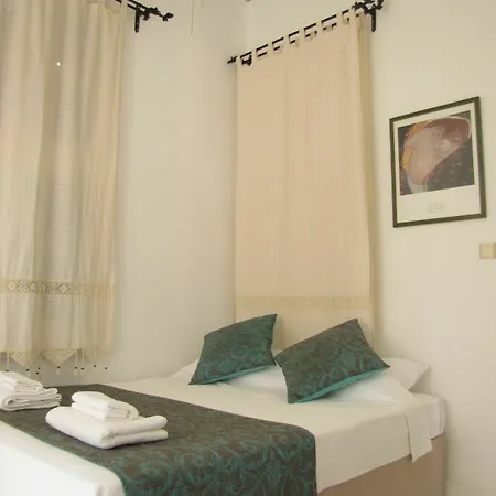 Eolos House Cunda 3*